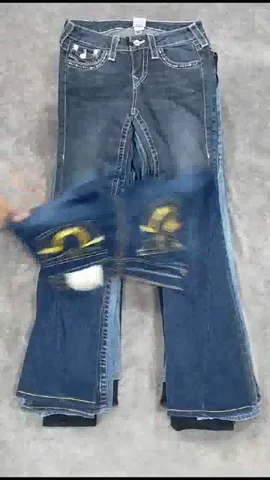 CR558 Chance Deal! Ladies Flared and Skinny True Religion Jeans (Quantity: 1)
