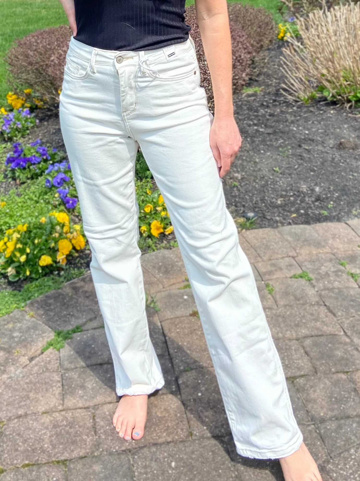 Judy Blue High Waist Mild White Straight Leg Jeans