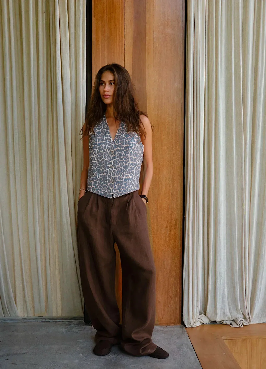 Sure, here is the optimized title for the e-commerce product in English with modifiers: Tate Comfortable Relaxed Fit Cotton Linen Pants