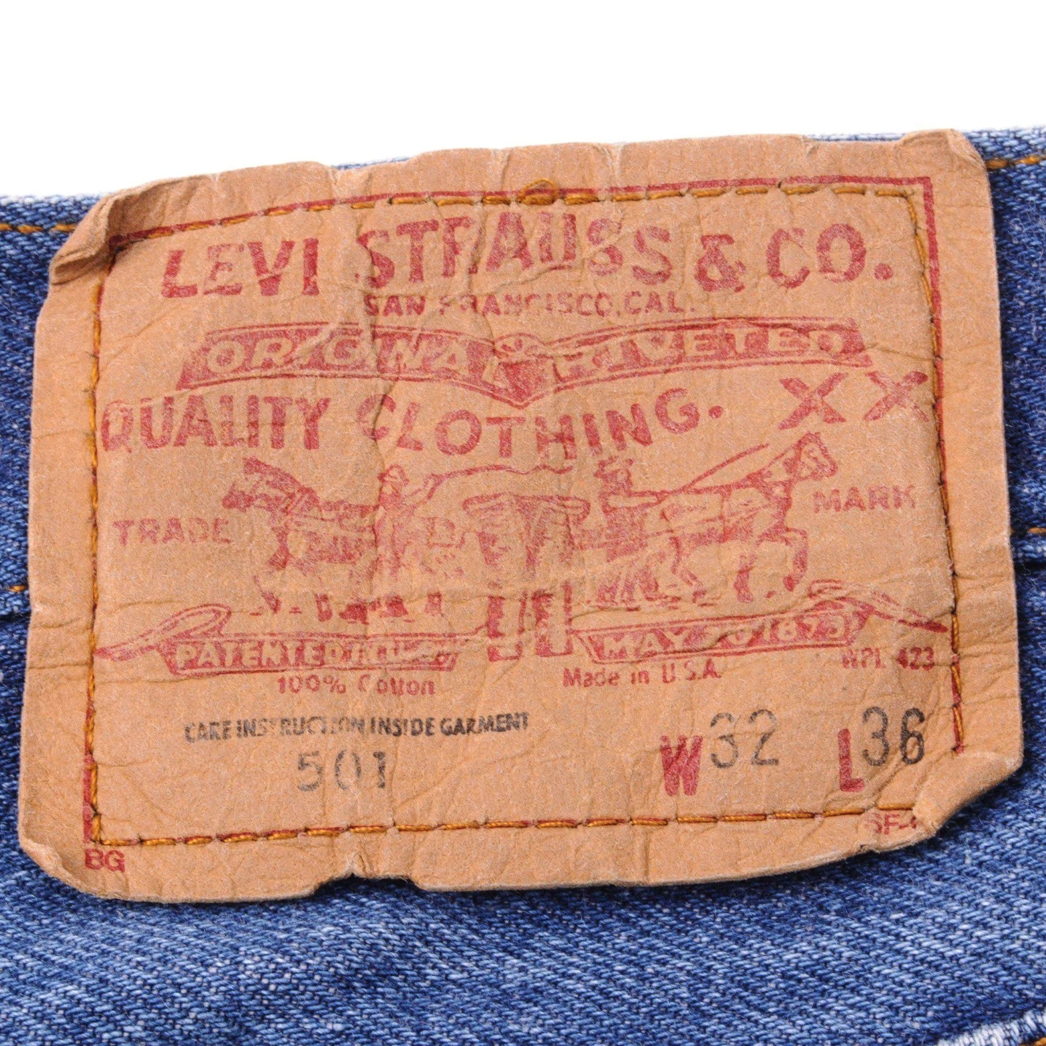 VINTAGE LEVIS 501 JEANS INDIGO 1985-1988 SIZE W30 L32 MADE IN USA